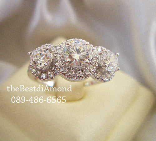 SR001RD+++3 Diamonds Luxury Style+++แหวนเงินแท้ ดีไซน์สวยหรู แบบร้านจิวเวลลี่ทันสมัย ตามcounter ห้างเลย เหมือนของแท้สุดๆ เล่นไฟวิีงๆ รับประกันความสวย