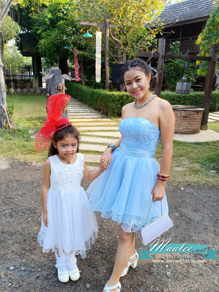 พร้อมเช่า ชุดราตรีสั้น เกาะอก แต่งลูกไม้กระโปรง3ชั้น ผ้าแก้ว ผ้าคาดเอวซาติน หน้าสั้นหลั้งยาว สีฟ้า