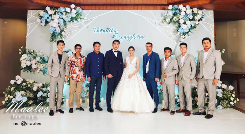 พร้อมเช่า ชุดสูทชาย สีเทาอ่อน เข้ารูป พร้อมเสื้อกั๊ก