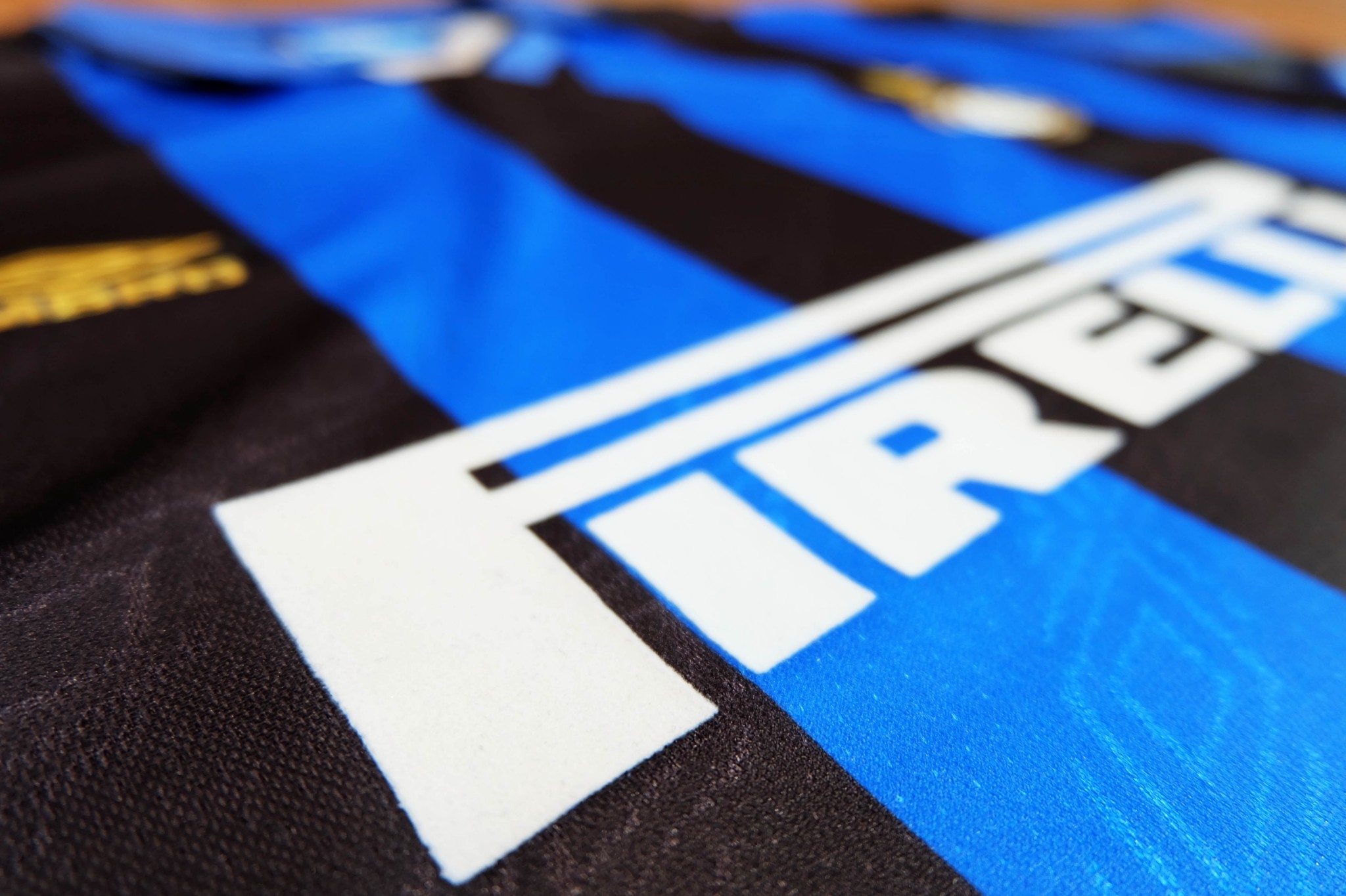 Inter Milan 1995/96 Home Vintage Jersey เสื้อฟุตบอลอินเตอร์มิลานย้อนยุค