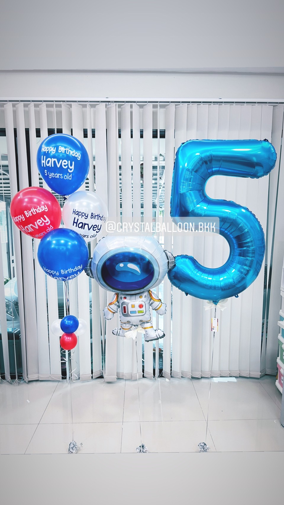 ลูกโป่ง วันเกิดเด็กชาย Theme มนุษย์อวกาศ พร้อม ช่อลูกโป่ง 4 ลูก 1 ช่อ,ฟอยล์ตัวเลข ขนาด 40" 1 ตัว พร้อมตกเเต่ง สามารถเปลี่ยนสีลูกโป่ง/เปลี่ยนข้อความ/เปลี่ยนฟอยล์ตกแต่ง/เปลี่ยนสี-ฟอยล์ตัวเลขได้