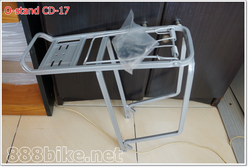 “O-STAND” ตระแกรงท้าย 26”-28" ทรานเอ๊กซ์, รุ่นขากว้าง, สีดำ, สีเงิน CD-17
