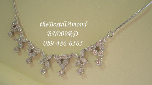 BN009RD===สร้อยคอสังวาลย์Perfect Style=== หรู สง่า ไฮโซดูดีมากๆๆๆ ดีไซน์ทันสมัย โดยการผสมผสานระหว่างเพชรเม็ดกลมและมาคี ทำให้สร้อยดูสวยโดดเด่นมาก