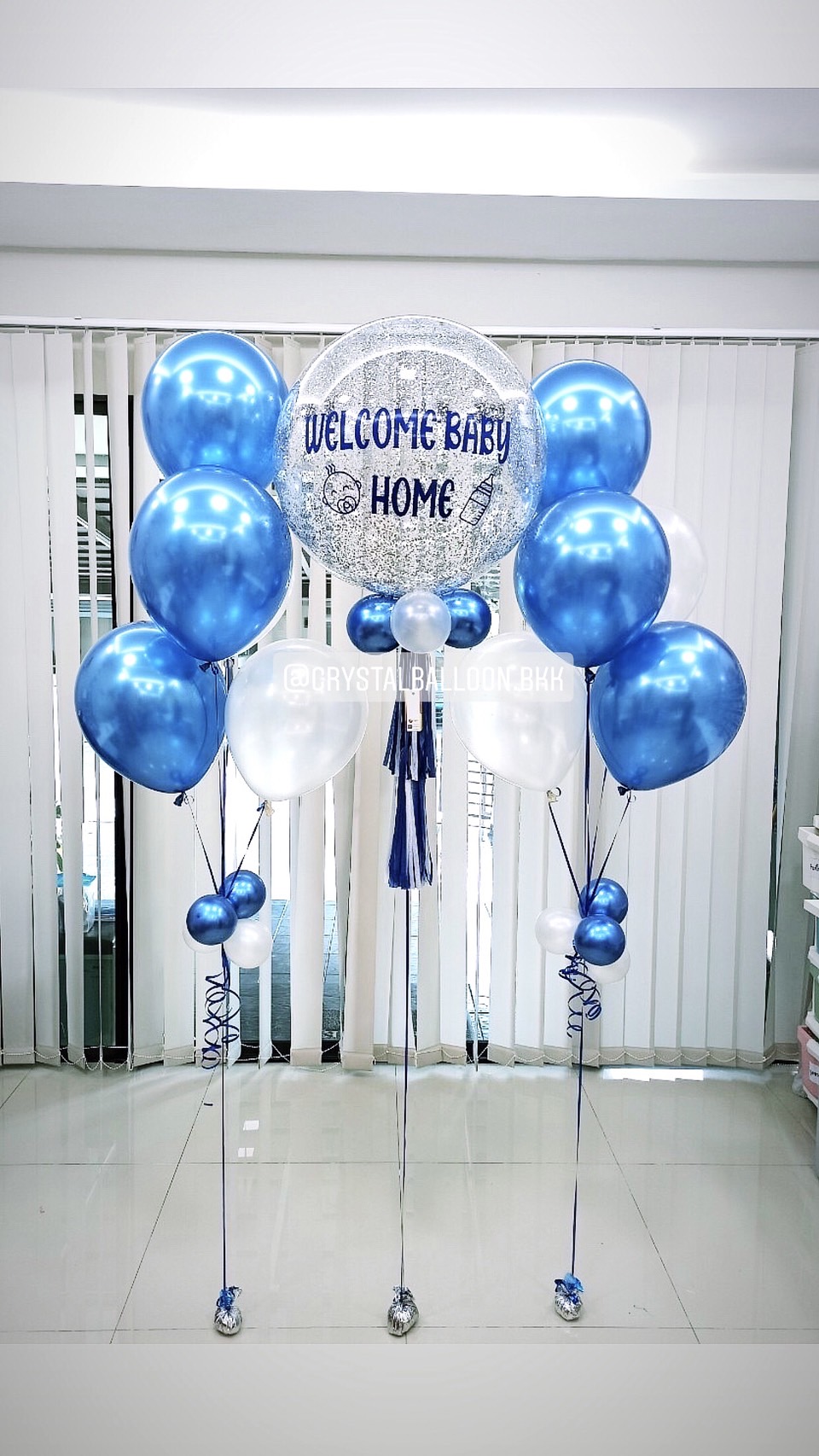 ลูกโป่ง Welcome Baby Boy Bubble ขนาด 24" พร้อมตกแต่ง ช่อลูกโป่ง 5 ลูก 2 ช่อ สามารถเปลี่ยนสีลูกโป่ง/เปลี่ยนข้อความ/เปลี่ยนขนาดได้