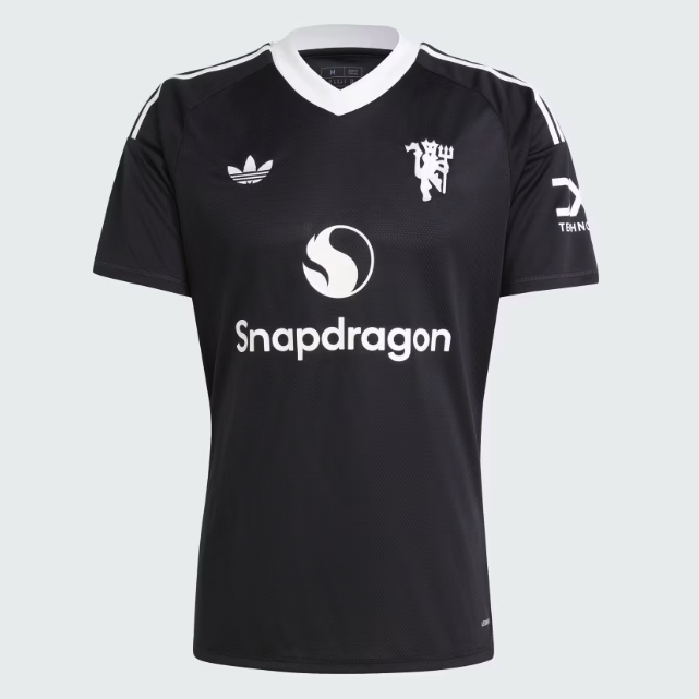 เสื้อผู้รักษาประตูแมนเชสเตอร์ ยูไนเต็ด 2024 2025 ชุดที่3 สีดำแขนสั้นของแท้