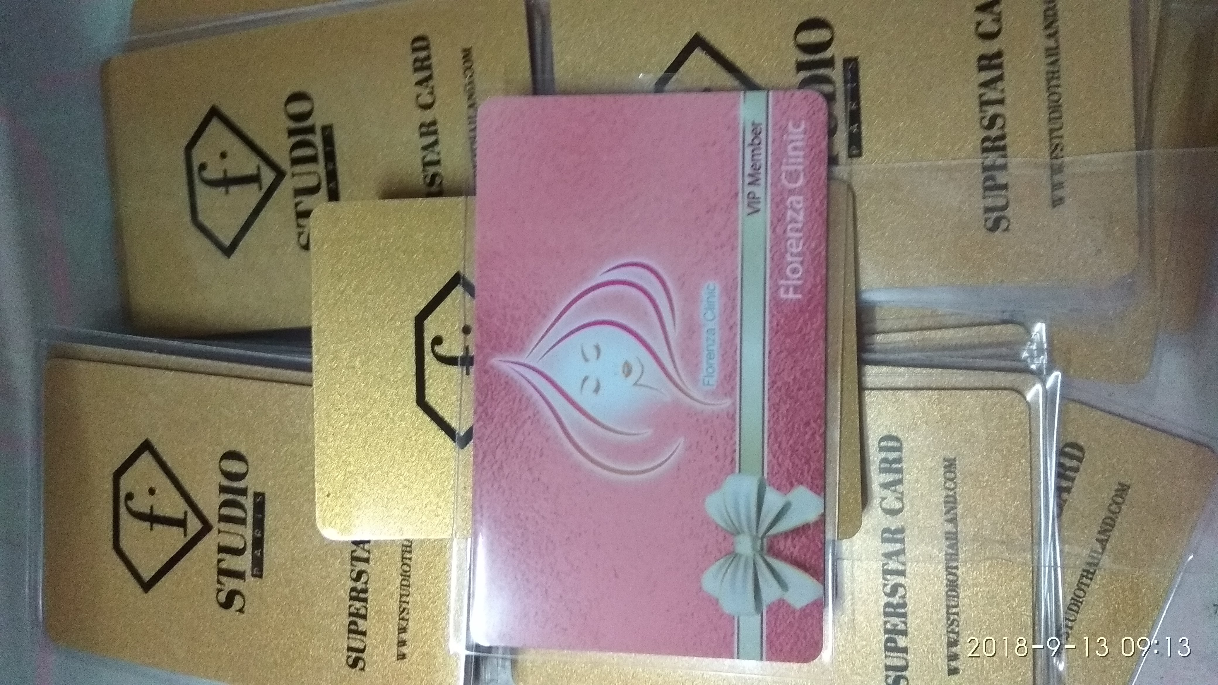 รับทำ Pvc Platinum Card ทำบัตรพื้นประกายเงิน