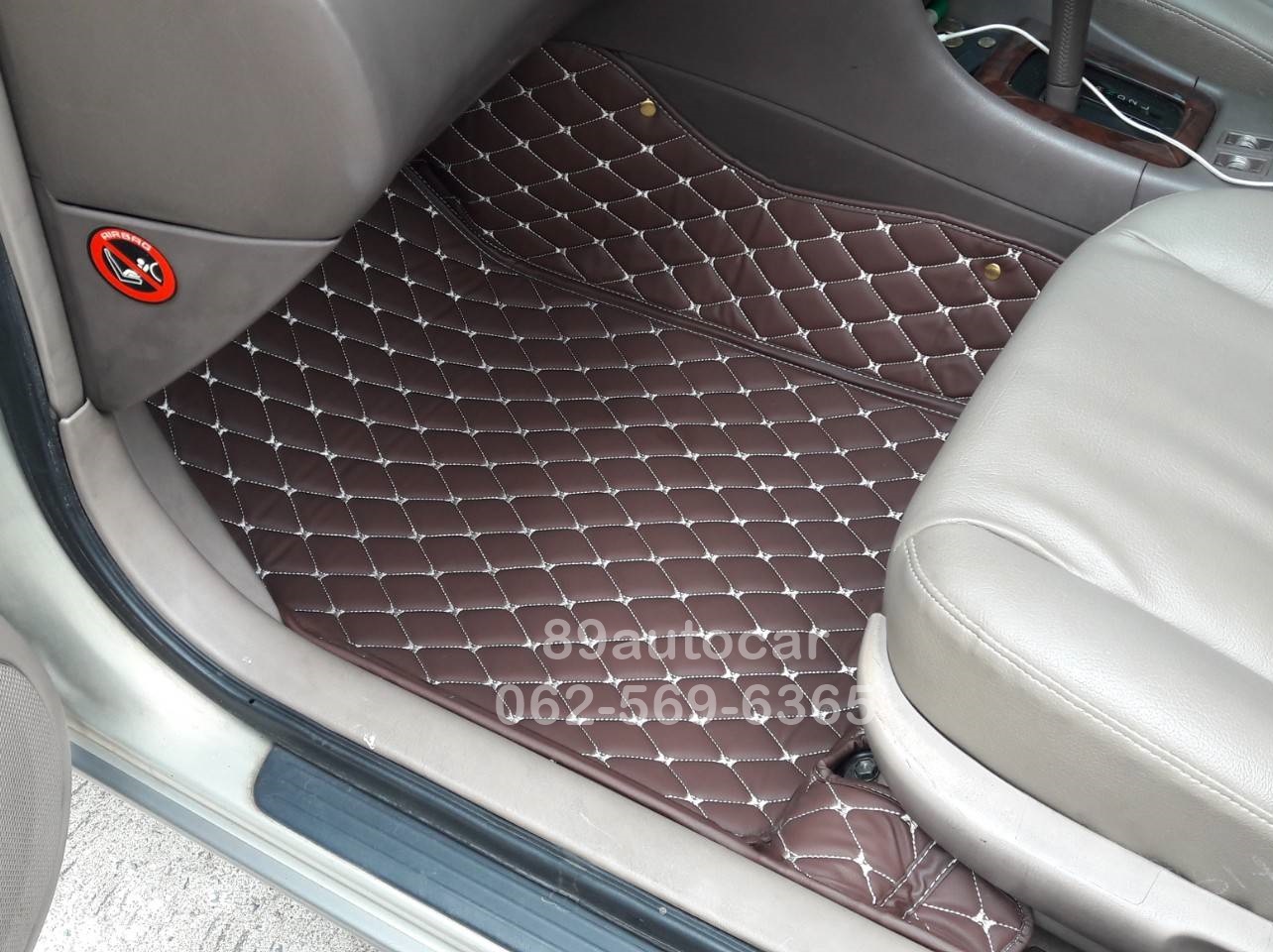 พรมปูพื้นรถยนต์ Toyota Camry โฉมไฟไม้บรรทัด ปูพรม6D สีกาแฟ เต็มคัน