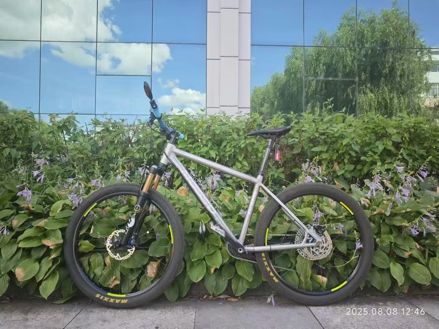 เฟรม MOSSO 690 PRO เฟรมอลูมิเนียมน้ำหนักเบาเพียง 1.26 กก. | 26" และ 27.5" | จักรยานเสือภูเขา XC มืออาชีพ