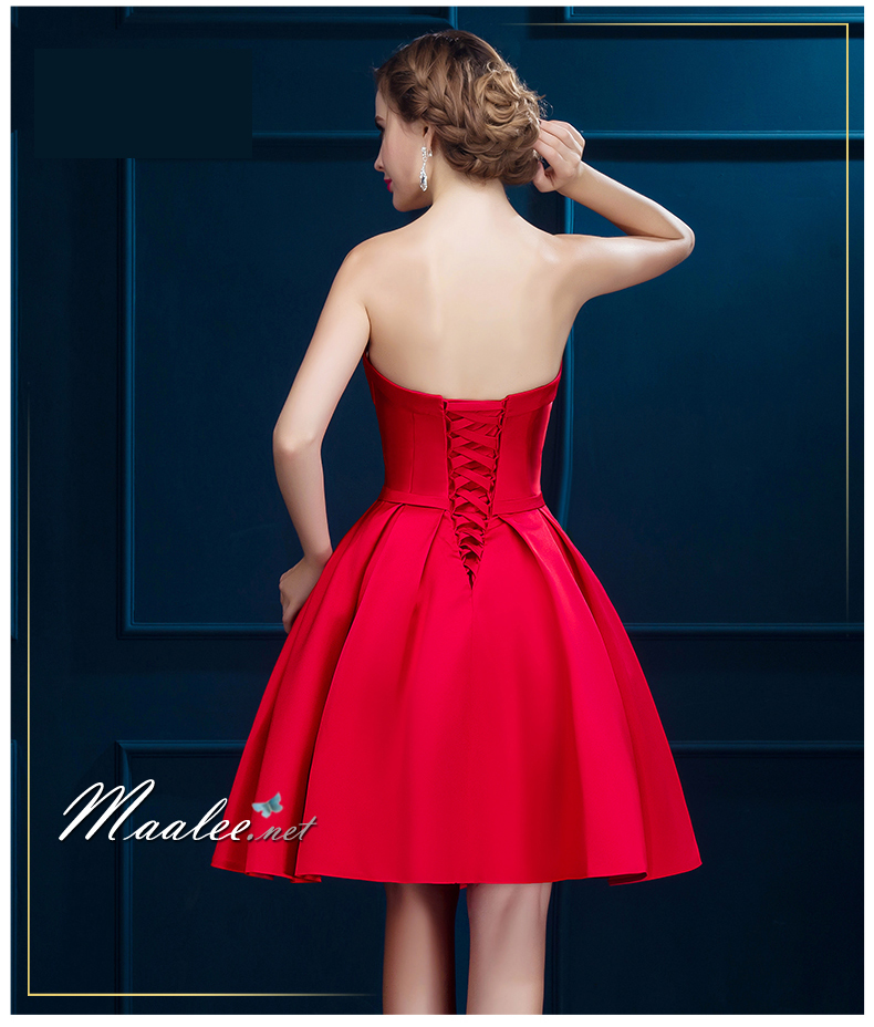 พร้อมส่ง ชุดราตรีสั้น เกาะอกแบบ Sweet Heart สไตล์วินเทจผ้าไหมดัชเชส กระโปรงทรงA แต่งโบว์ช่วงเอว สีแดง (เชือกผูกหลัง)