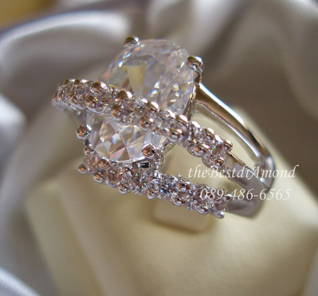 BR604RD+++แหวนVery Luxury Oval+++ สุดยอดความหรูหรา กับเพชรรูปไข่ขนาดใหญ่ 5 กะรัต ดีไซน์ Modern มากๆๆ ใส่แล้วไฮโซ เปรี้ยว ทันสมัย ดูแฟชั่น สุดๆๆ