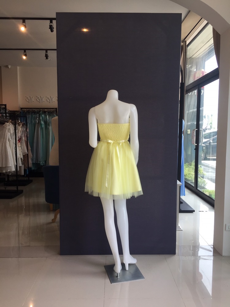 พร้อมส่ง ชุดราตรีสั้น เพื่อนเจ้าสาว แบบ A ผ้าแยกชิ้น ใส่แบบเกาะอก หรือ ปิดไหล่ก็ได้ สีเหลือง (จับสม๊อกด้านหลัง)