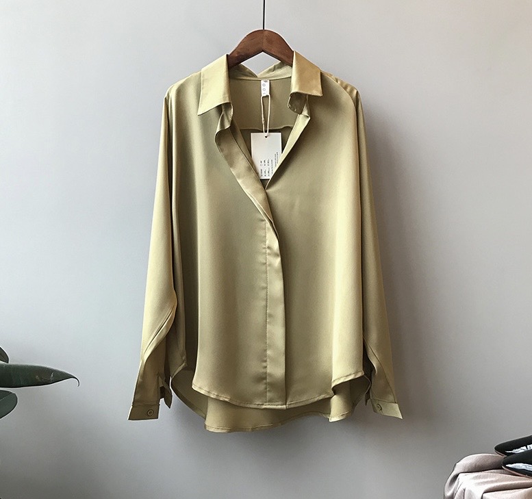 เสื้อเชิ้ตผ้าซาติน