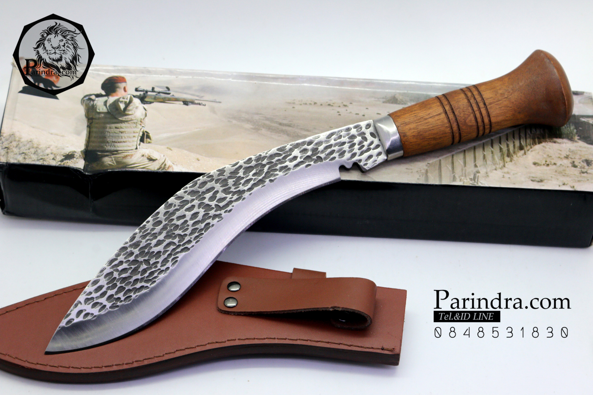 มีดใบตาย มีดเดินป่าทรงกรูข่าลายค้อนตี Kukri ขนาด 14 นิ้ว ด้ามไม้พร้อมปลอกซองหนัง