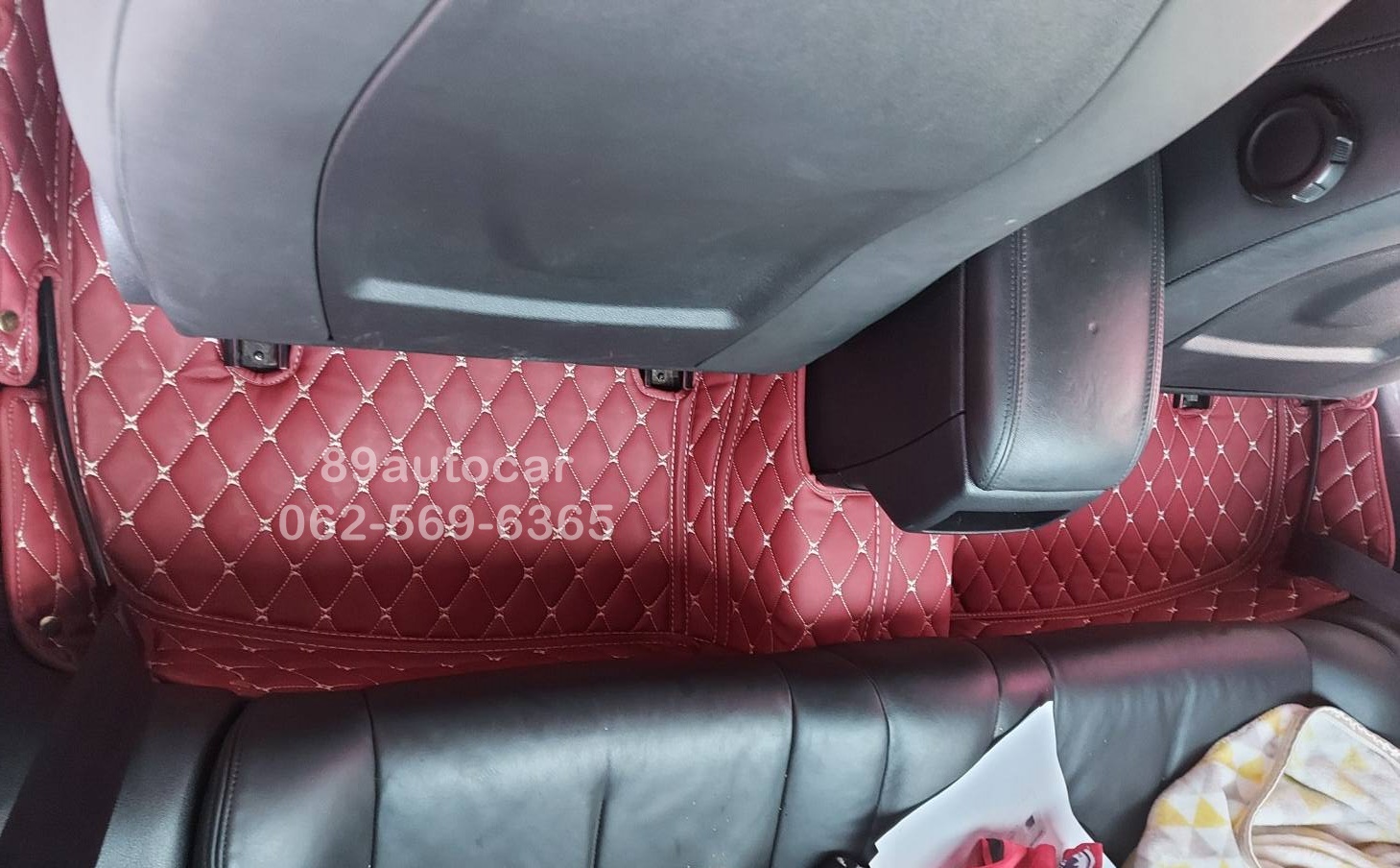 โรงงานตัดพรมรถยนต์ Peugeot RCZ ปูพรม6D สีแดงไวน์ เข้ารูป