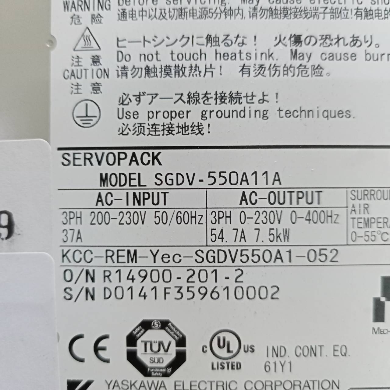 SGDV-550A11A SERVO DRIVE " YASKAWA "