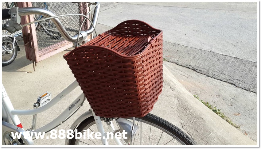 ตะกร้าจักรยาน BAKET04 สไตล์หวายเทียม พร้อมฝาปิด.มีแบบนูน ตะกร้าพลาสติก