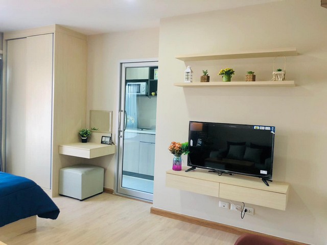 ให้เช่าบีคอนโด พหลโยธิน ชั้น7 ห้อง 24 ตรม.เฟอร์ใหม่ มีเครื่องซักผ้า ใกล้ ม.กรุงเทพ