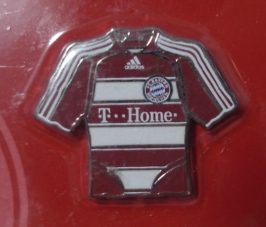 เข็มกลัด ฟุตบอล สโมสรบาเยิร์น มิวนิค - HOME KIT 2008/09 ใหม่ / BAYERN MUNICH Football Club Pin - HOME KIT 2008/09 NEW
