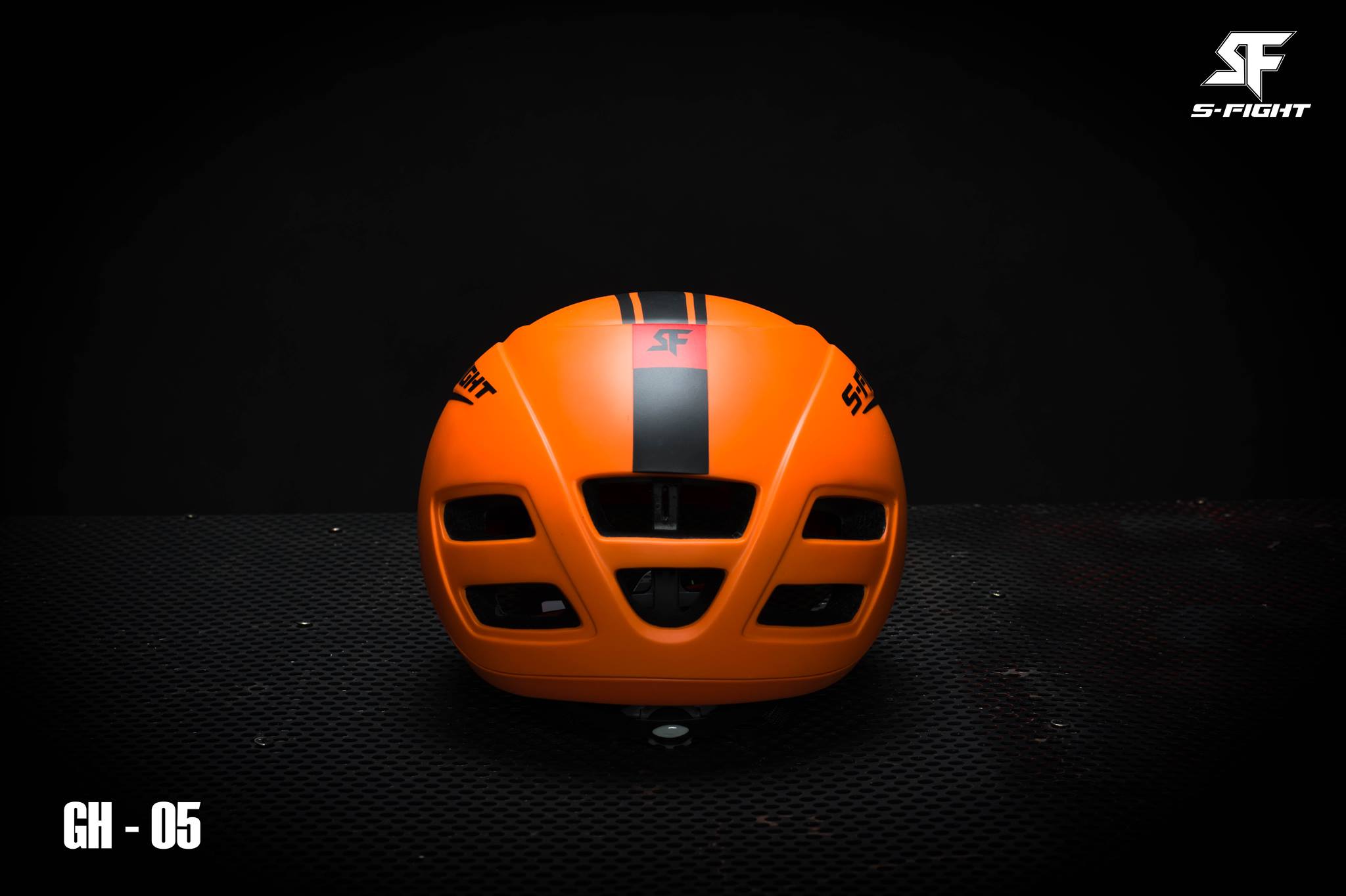 หมวก S-Fight AERO HELMET, GH-05 รอบศรีษะ 54-58 cm มีแว่นในตัว แว่นเป็นแบบแม่เหล็ก ถ้าไม่ใช้พลิกแว่นเก็บได้