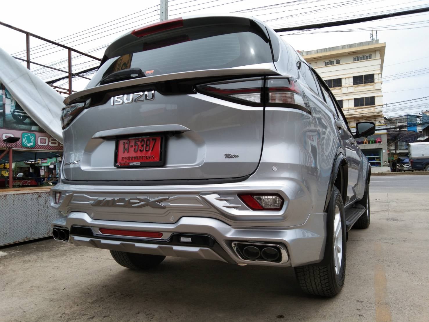 ชุดแต่ง RฺBS : MU-X 2021