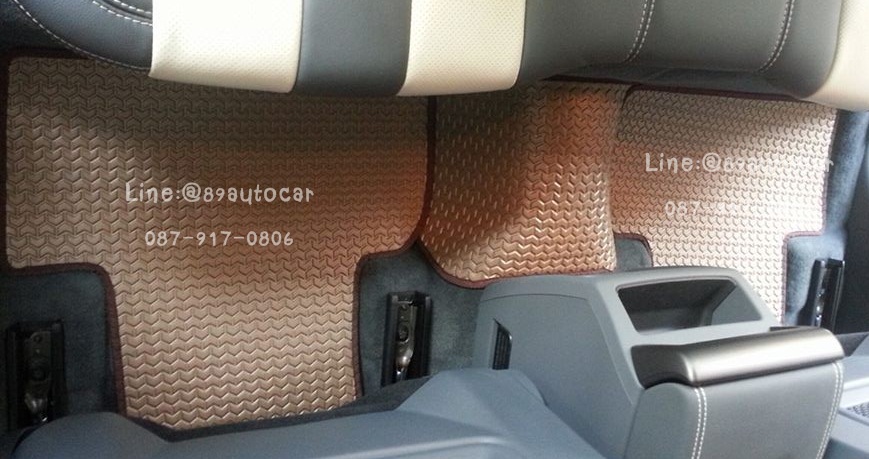 โรงงานพรมรถยนต์ Land Rover Rang Rover Evoque 2016 ลายธนูสีน้ำตาลขอบน้ำตาล