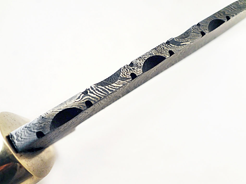 มีดดามัสกัส (Damascus) ด้ามกระดูกอูฐ (Camel Bone) ขนาด 9.4 นิ้ว 512 Layer นำเข้าจาก ปากีสถาน DPK002