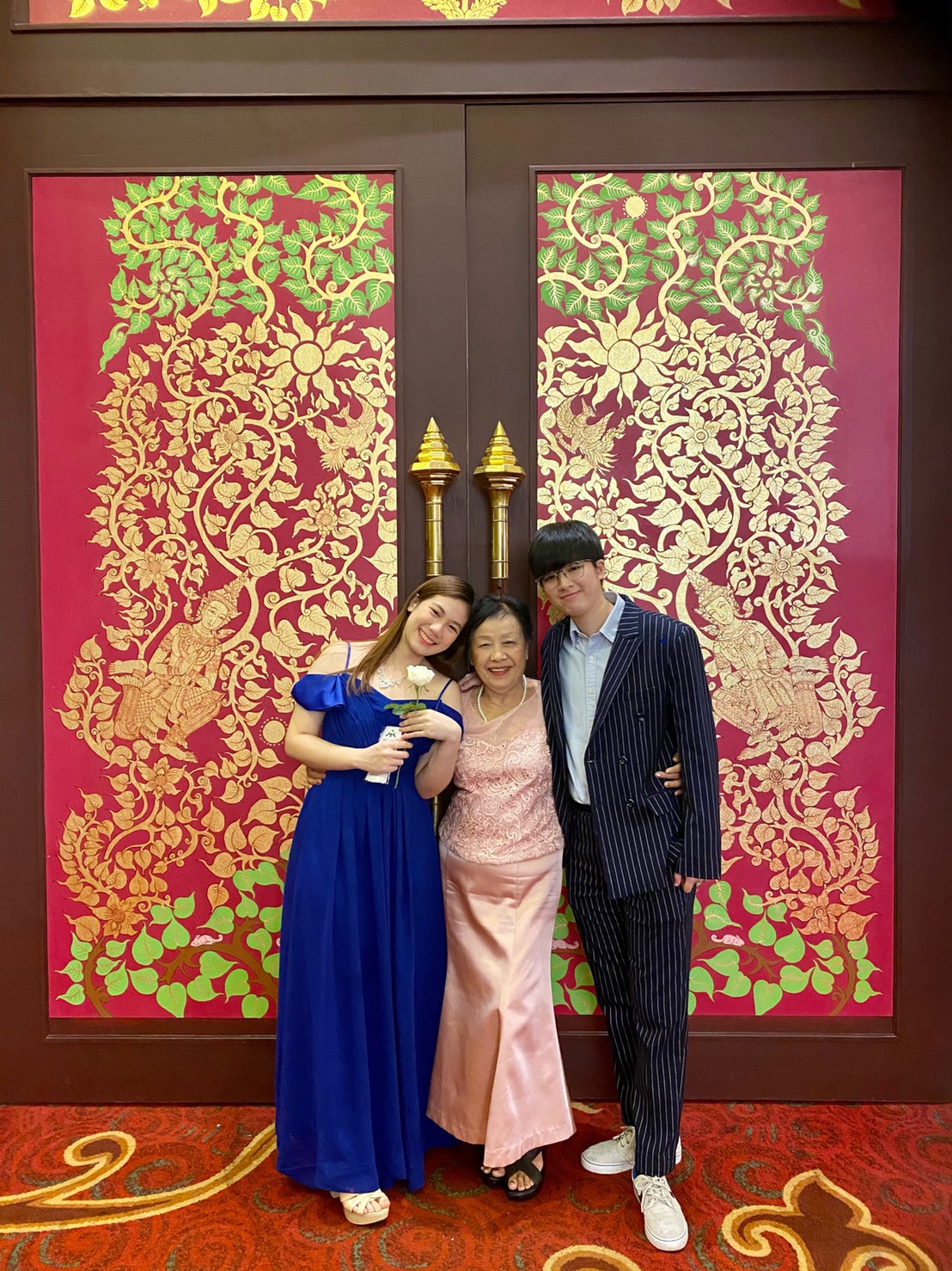 พร้อมเช่า ชุดสูทชาย สีกรมท่าลายทางเล็ก ** พร้อมเช่าไซส์ L , XL **