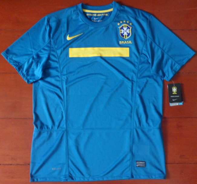 เสื้อฟุตบอล ทีมชาติบราซิล ชุดเยือน ชุดลุยศึกโคปา อเมริกา 2011 ใหม่ L-Size / BRAZIL Football Shirt Away Kit Copa America 2011 Jersey NEW L-Size