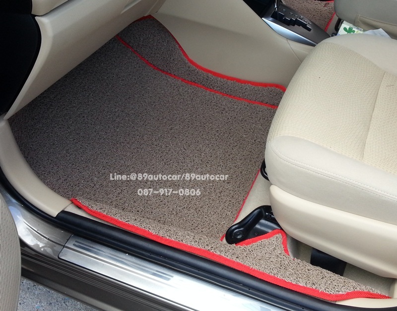 พรมไวนิลปูพื้นรถยนต์ Toyota Vios 2015 สีครีมขอบแดง