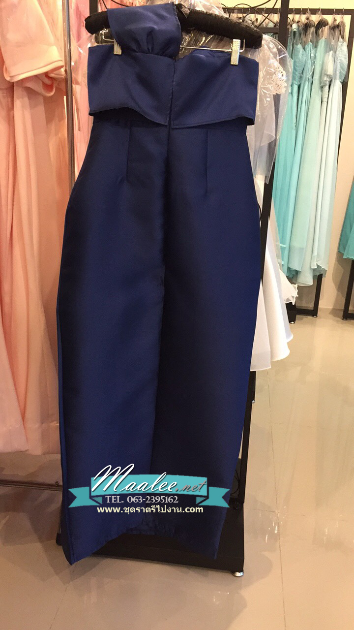 พร้อมเช่า ชุดเดรส เดรสไหล่เดียว เนื้อไหม ไหล่จับเดรป ผ่าหน้าขา สีน้ำเงิน