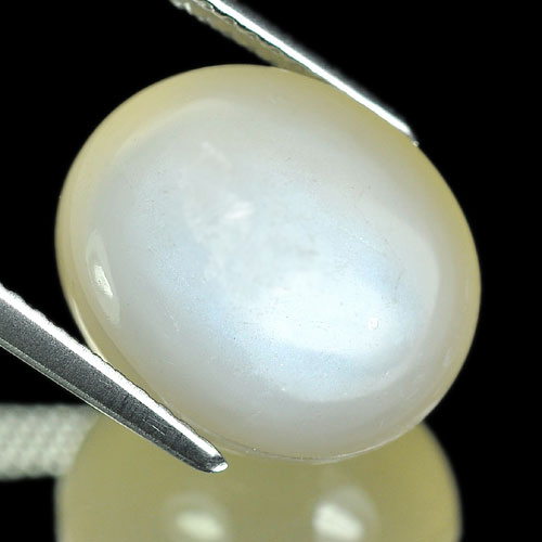 มูนสโตนหรือมุกดาหาร 8.35 กะรัตสวย