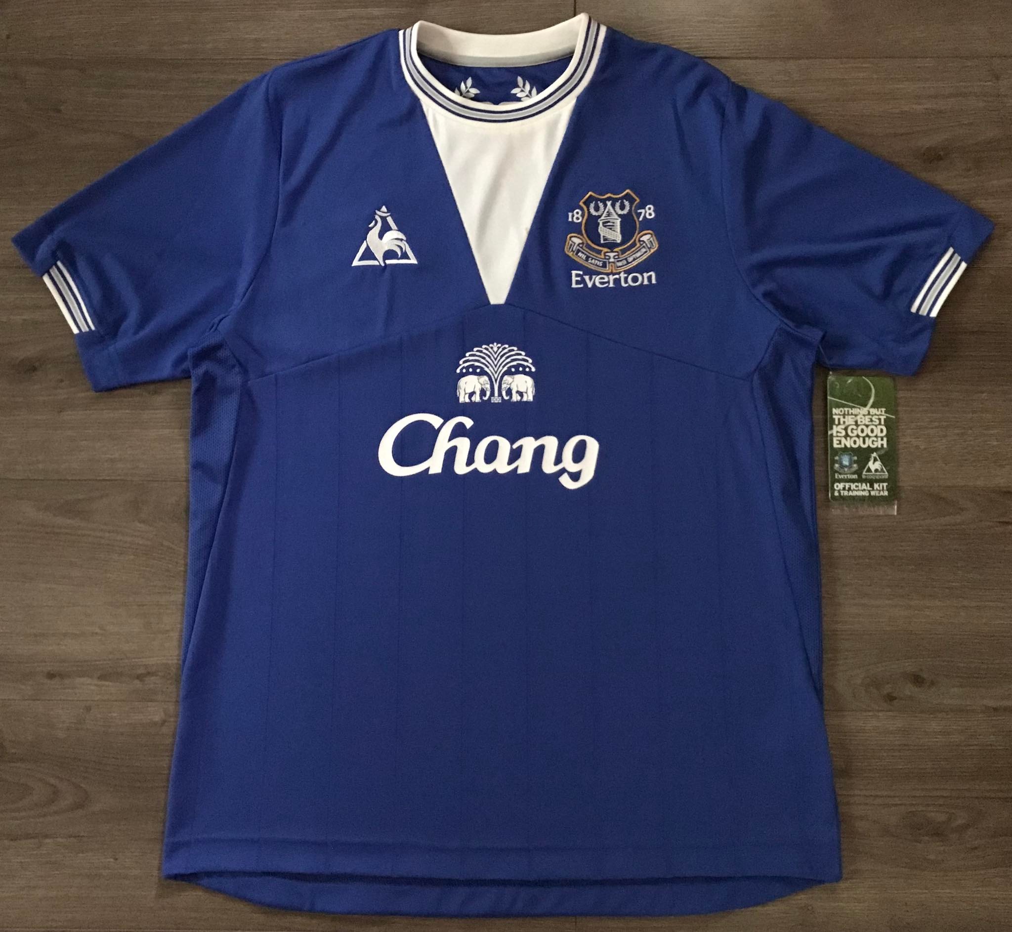 เสื้อฟุตบอล ทีมสโมสรเอฟเวอร์ตัน ชุดเหย้า 2009/10 ใหม่ L-Size / EVERTON Football Shirt Home Kit 2009/10 Jersey NEW L-Size