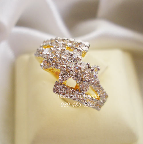 BR615+++แหวนเพชร ซากุระกลุ่ม+++ แหวนเพชร cz ดีไซน์ ดอกซากุระ สวย น่ารัก ดูผู้ดี งานเรียบร้อย เพชรวิ๊ง งานสวยมากๆๆ ใส่ได้สวยทุกนิ้ว