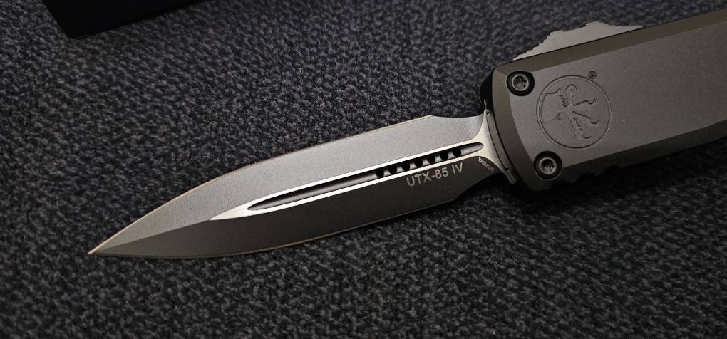 Microtech UTX-85 Gen IV w/ Black Handle & Black D/E M390MK