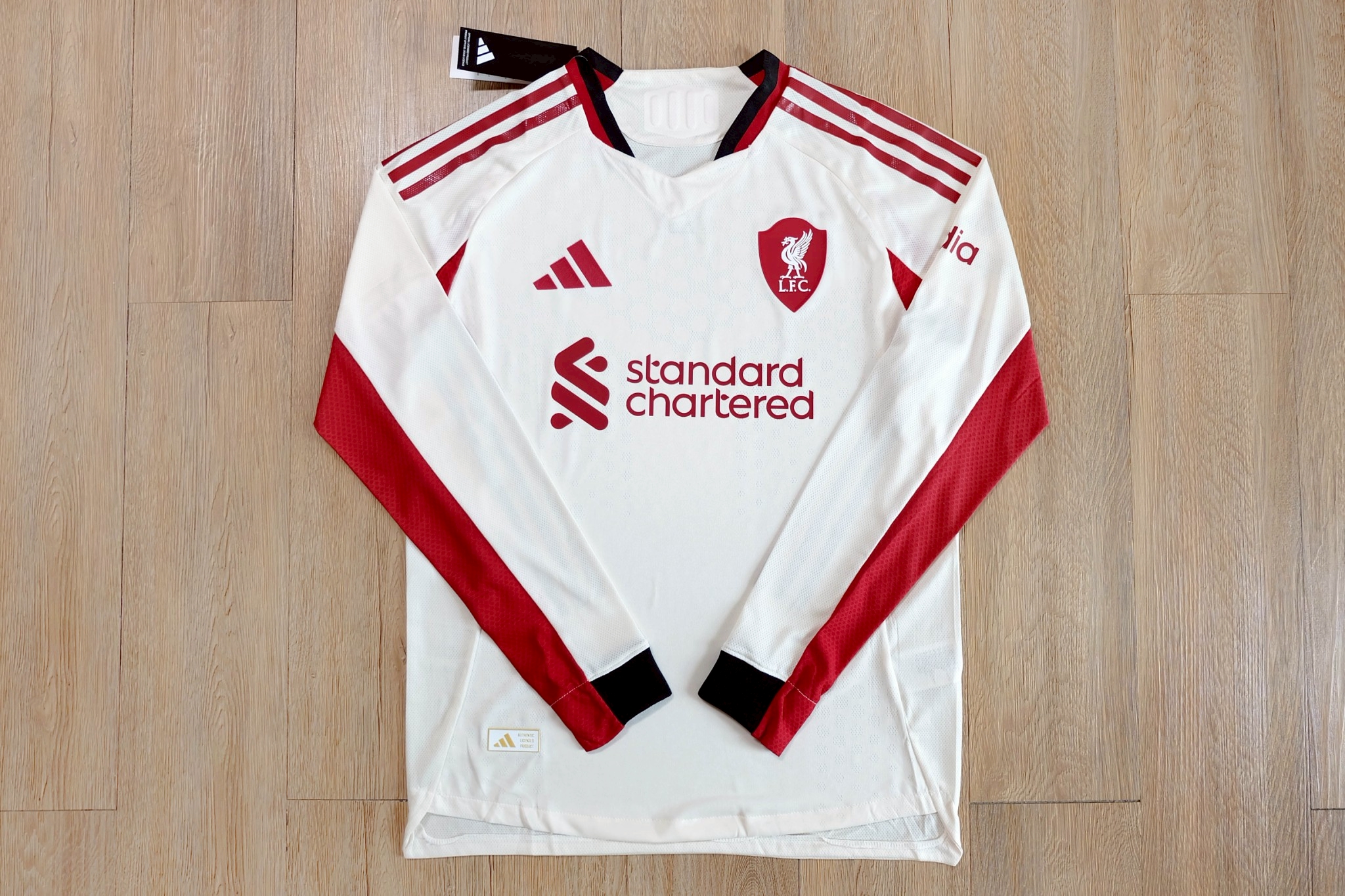 Liverpool 2025/26 Long Sleeve Away Jersey Player Grade เสื้อลิเวอร์พูลแขนยาว เยือน เกรดนักเตะ ฤดูกาลใหม่