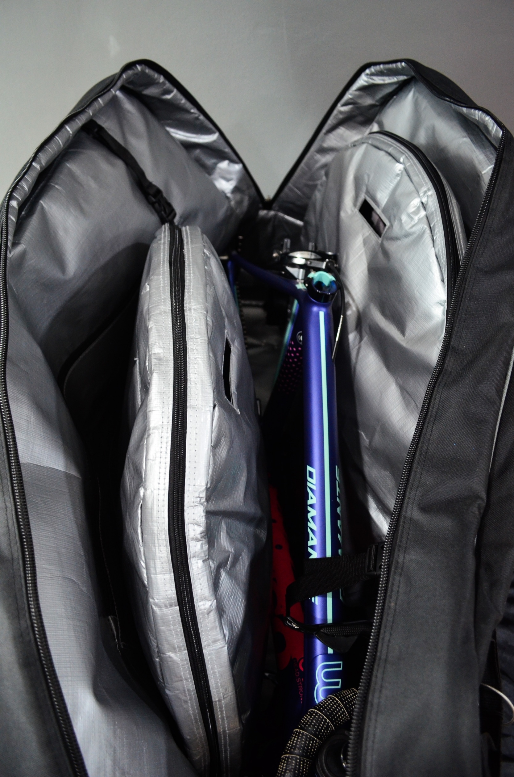 TOUCH Bike Traveling Bag กระเป๋าใส่จักรยานเสือหมอบ, เสือภูเขา 24-29er