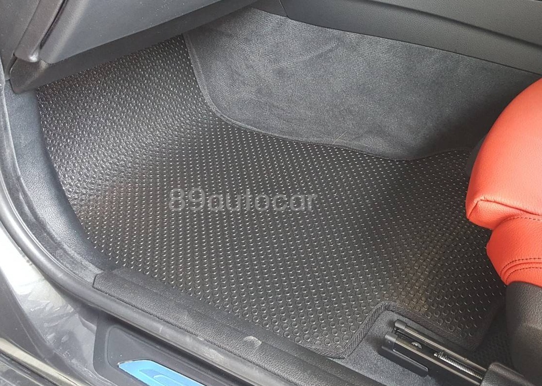 ขายพรมรถยนต์ BMW 320d F34 GT ปูพรมกระดุมเล็กสีดำ + ท้าย เข้ารูป