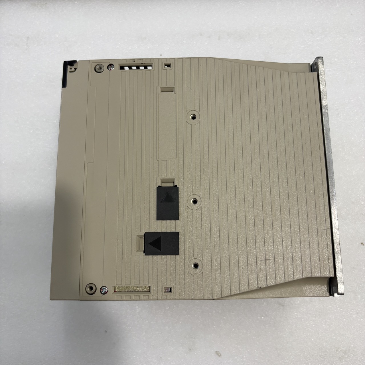 SGDV-1R9D11A SERVOPACK " YASKAWA "