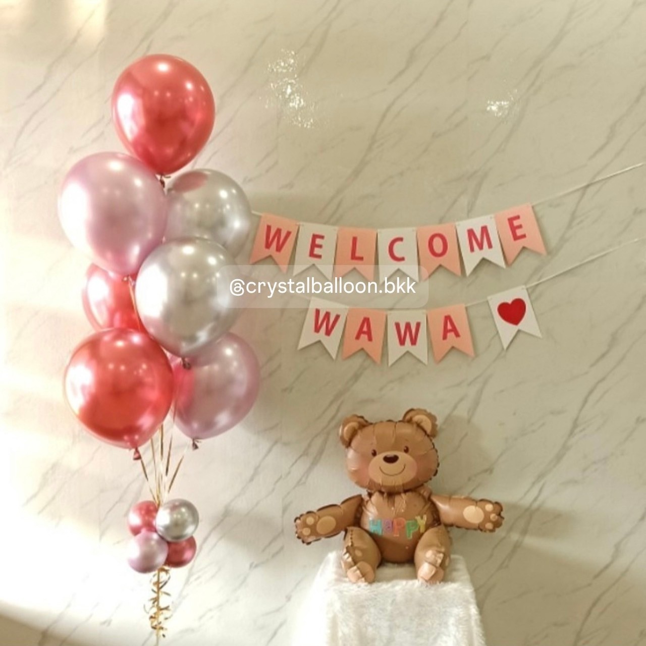 ลูกโป่ง Welcome Baby ช่อลูกโป่งโครเมี่ยม ธีมสีชมพู ช่อ 7 ลูก 1 ช่อ พร้อม ป้ายธง 12 แผ่น,ฟอยล์หมี สีน้ำตาลเข้ม Happy นั่ง 1 ชิ้น พร้อมตกแต่ง สามารถเปลี่ยนสีลูกโป่ง/เปลี่ยนข้อความ/เปลี่ยนสี-ป้ายธง/เปลี่ยนฟอยล์ตกแต่งได้