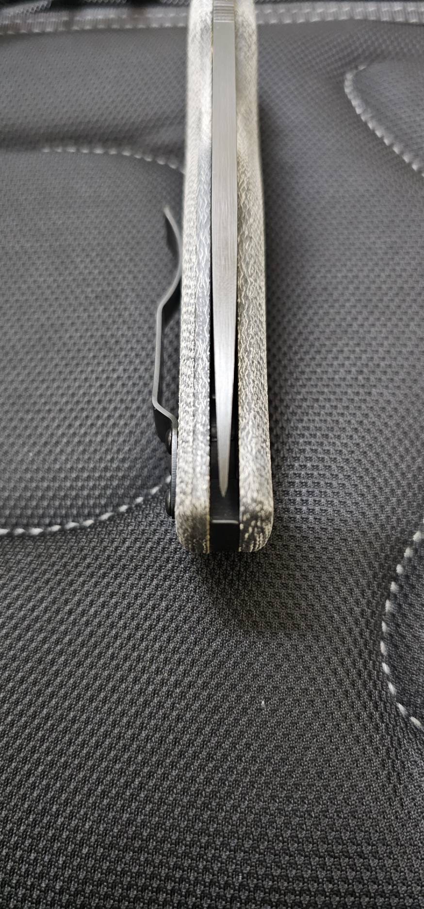 Spyderco Exclusive Gray Shaman with Gray Canvas Micarta Black Blade CPM S45VN Plain Edge