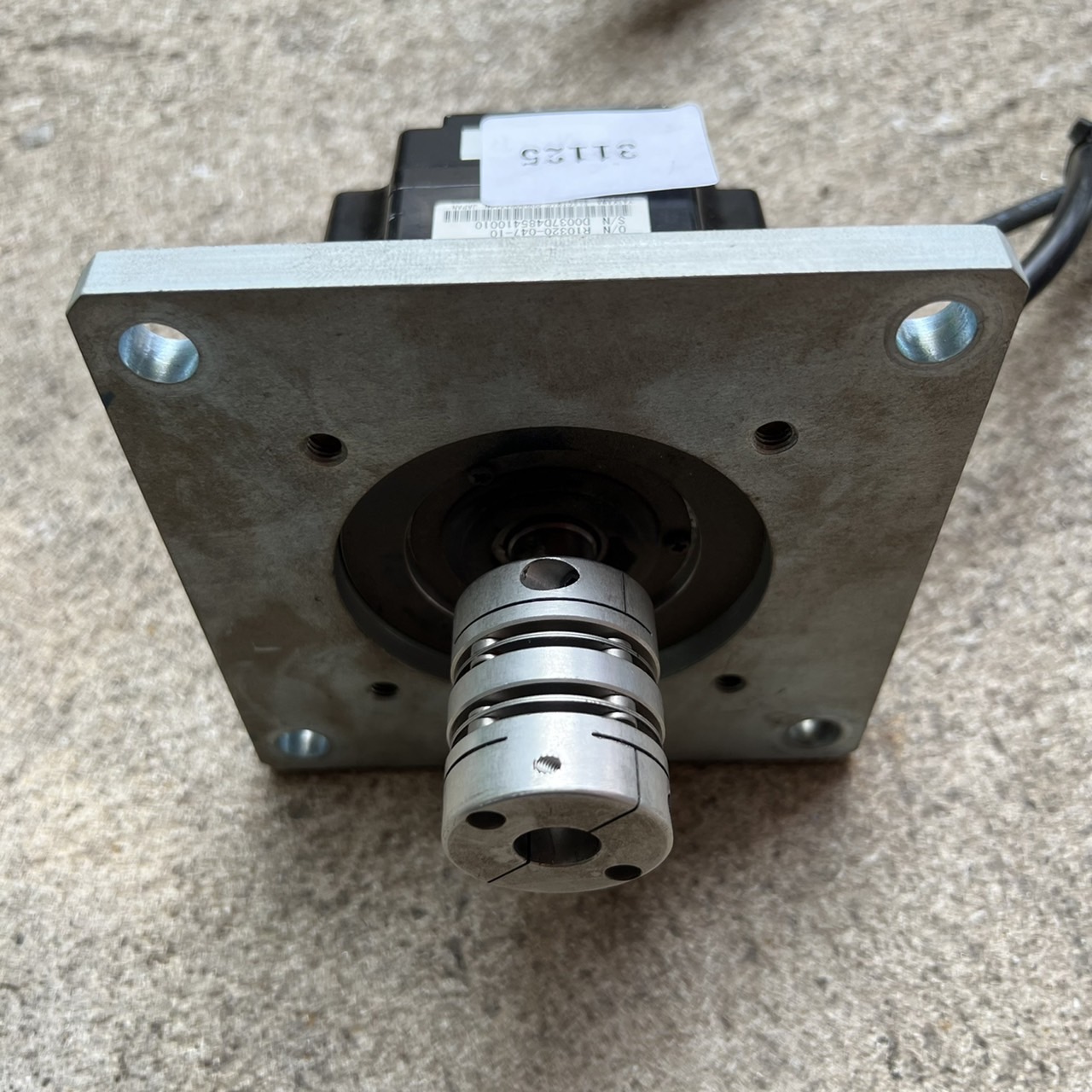 SGMPH-02A1A21 SERVO MOTOR " YASKAWA "