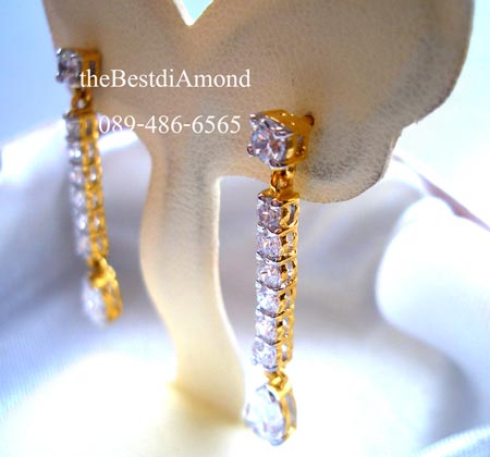 BE610+++ต่างหูระย้ารูปหยดน้ำ+++สวย เรียบ หรู เด่น สง่า มีระดับมากๆๆๆ อยู่ได้นานไม่มี out ใส่แล้วหน้าเรียวสวยค่ะ