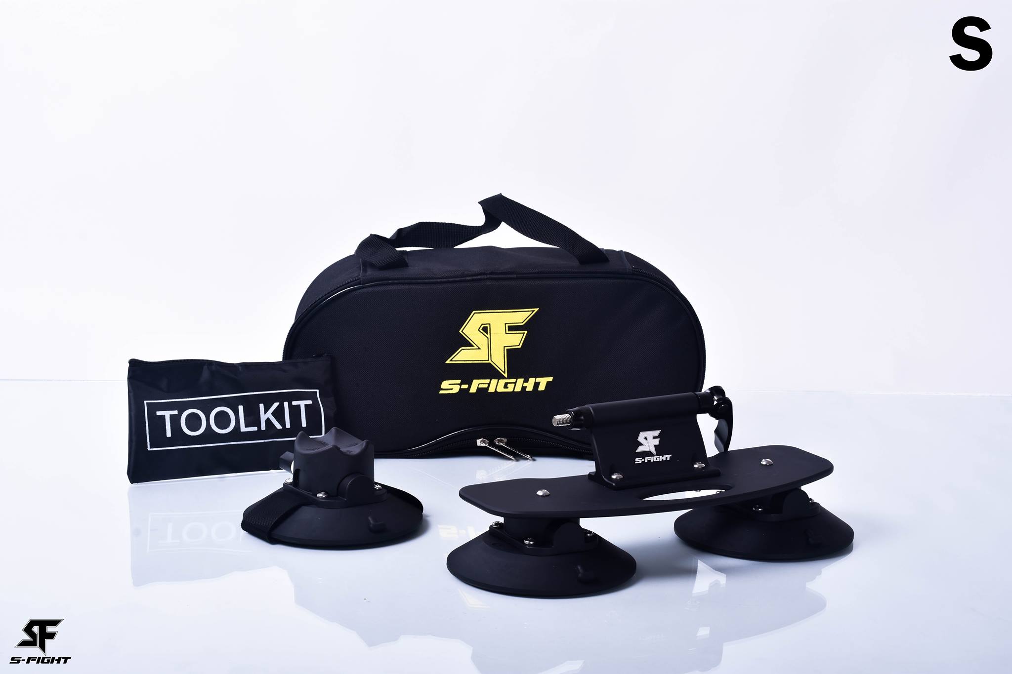 แร็คหลังคาแบบดูด สำหรับบรรทุกจักรยาน แร๊คจักรยาน Car Bike Rack สูญญากาศ จาก S-Fight Vacuum Rack FOG RACKS