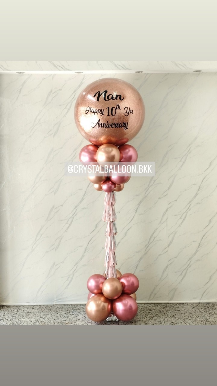 เสาลูกโป่ง Anniversary Bubble ขนาด 36" กลิตเตอร์สีโรสโกล 1 เสา พร้อมตกแต่ง สามารถเปลี่ยนสีลูกโป่ง/เปลี่ยนข้อความได้