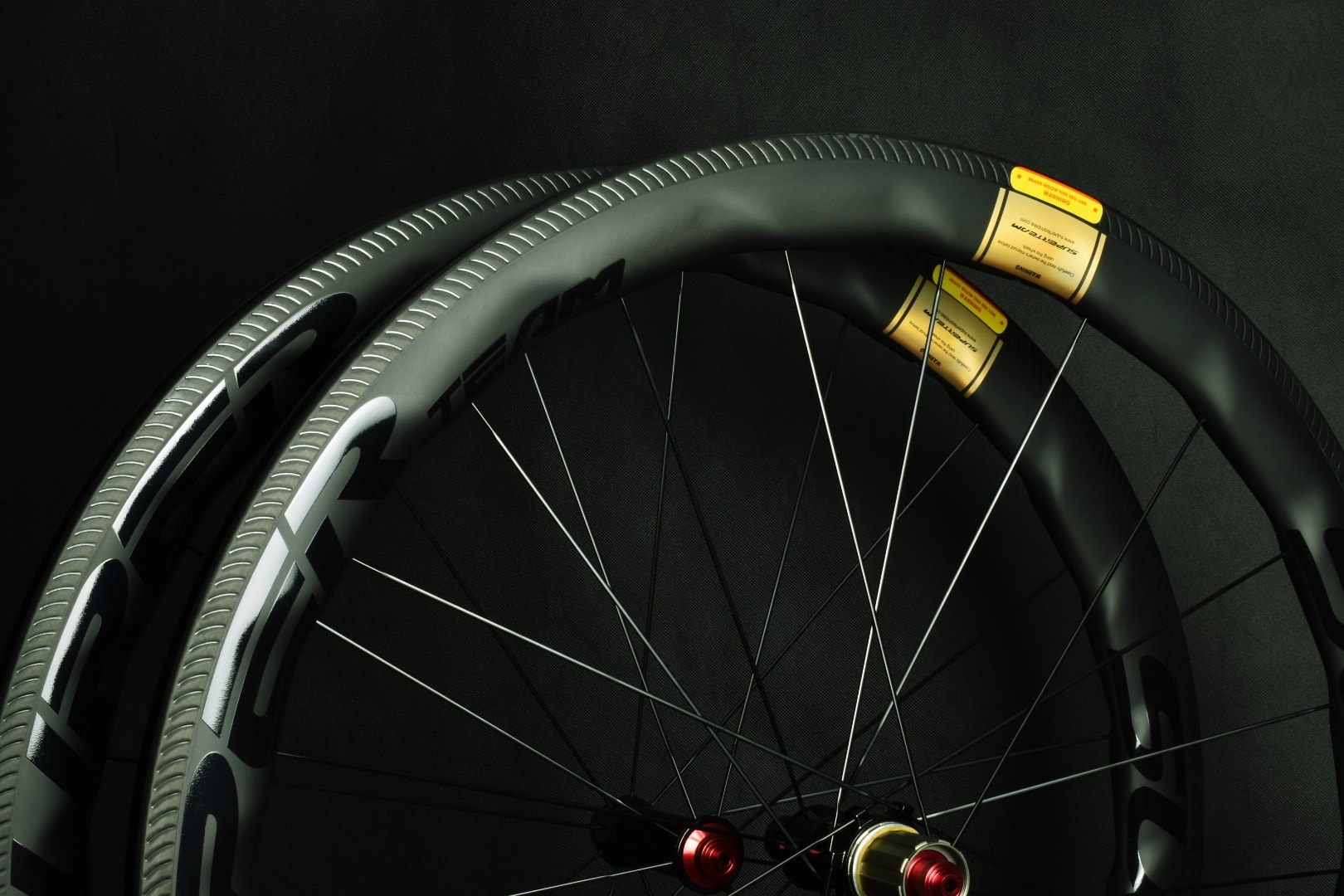 ล้อคาร์บอน SuperTeam Curve Pro 50/50 สุดลื่น ขอบล้อทนควมร้อนถึง 250 องศา ขอบอ้วน กว้าง 25 มม. แบบงัด