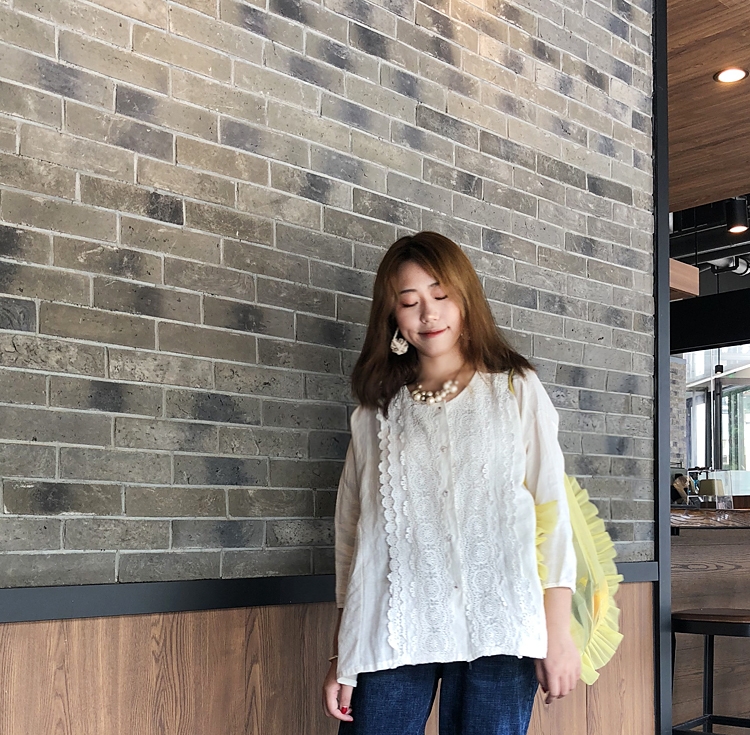 เสื้อผ้าลินินผสมฝ้ายแต่งลูกไม้