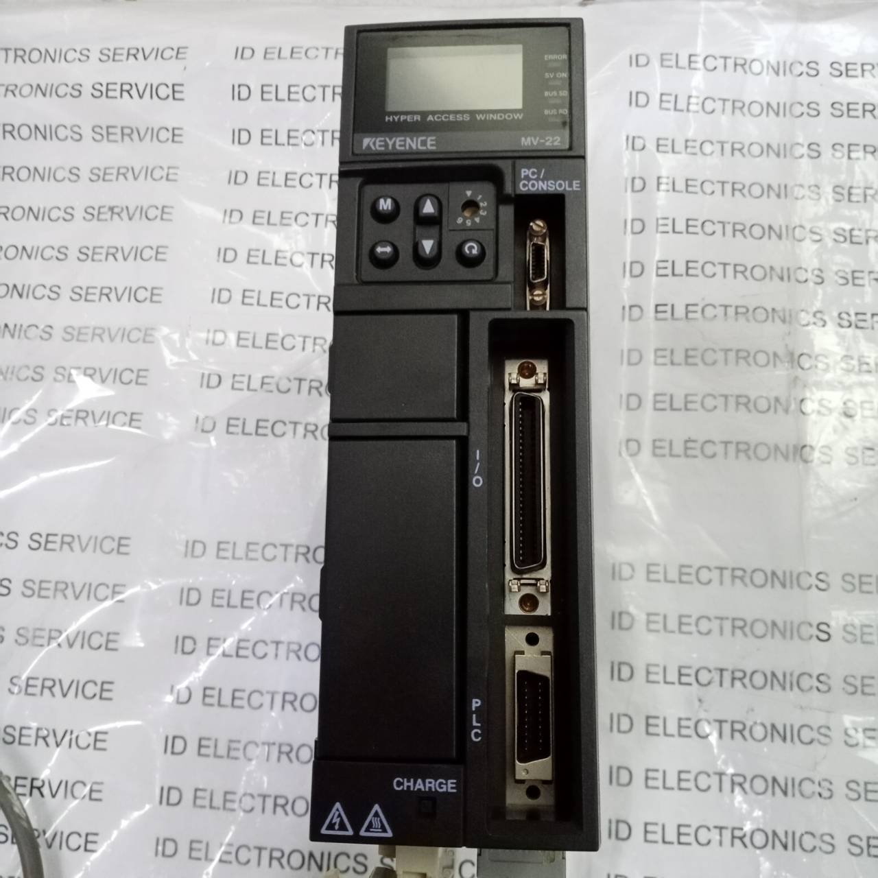 MV-22 SERVO DRIVE " KEYENCE "