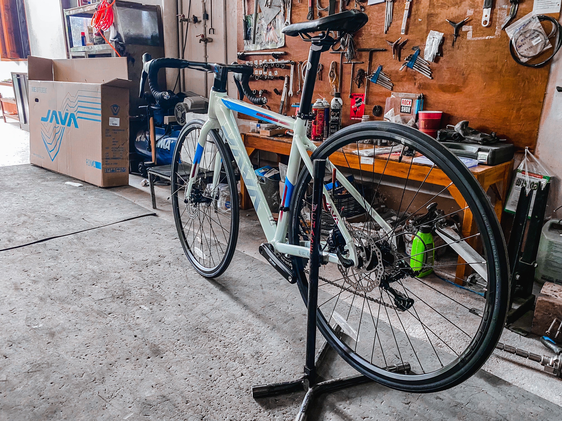 จักรยานเสือหมอบ JAVA RONDA DISC เฟรมอลู เกียร์ Shimano Sora2*9sp, แฮนด์ Integrated 700c 2022