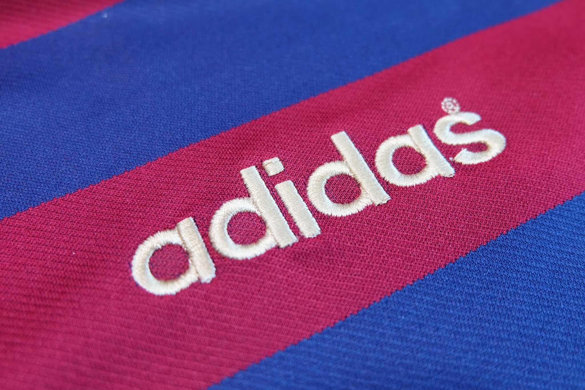 Newcastle 1996 Away Retro Jersey เสื้อบอลย้อนยุคนิวคาสเซิล