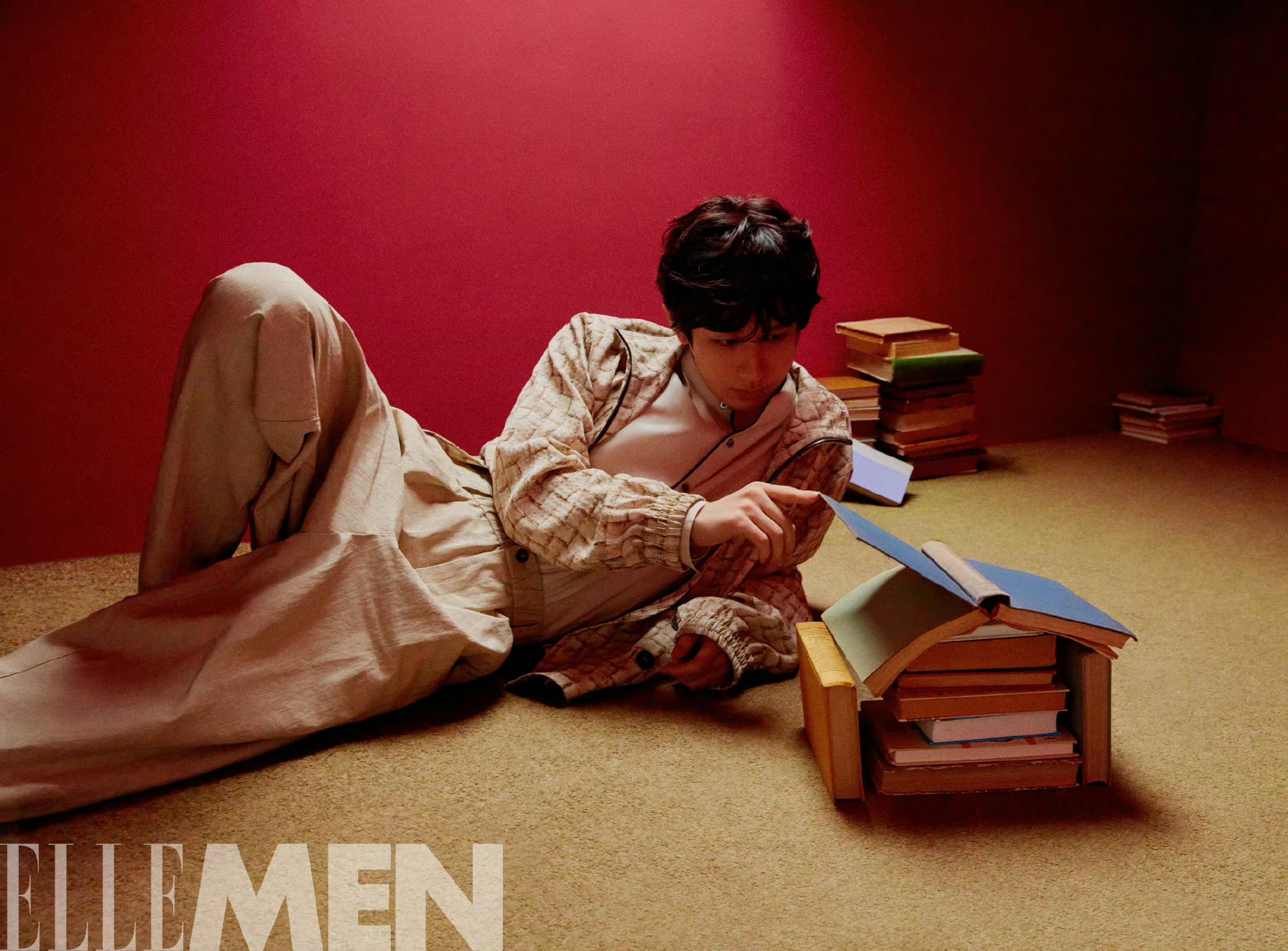 นิตยสาร ELLE MEN เฉิงอี้ เดือน 1/2024